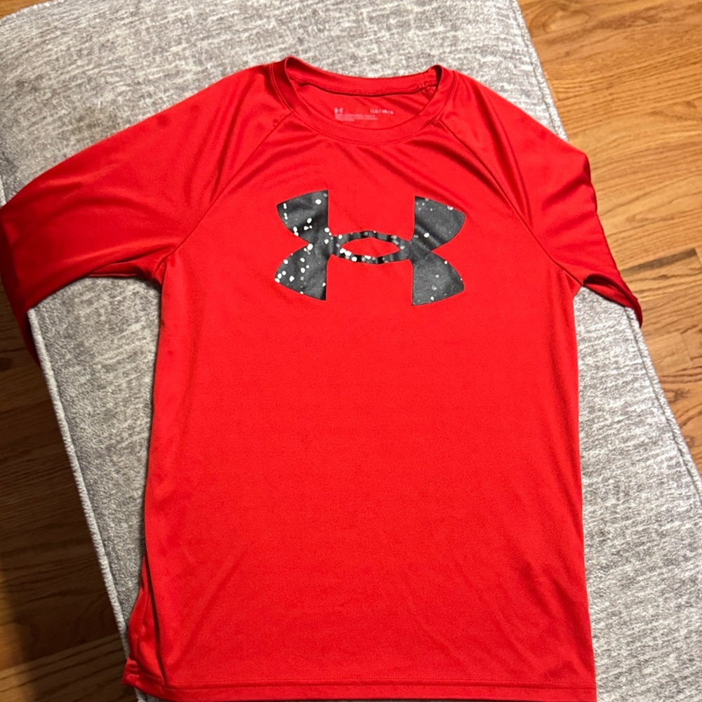 Under Armour Youth Boys Large Red Shirt Long Sleeve Tee Large Big Logo